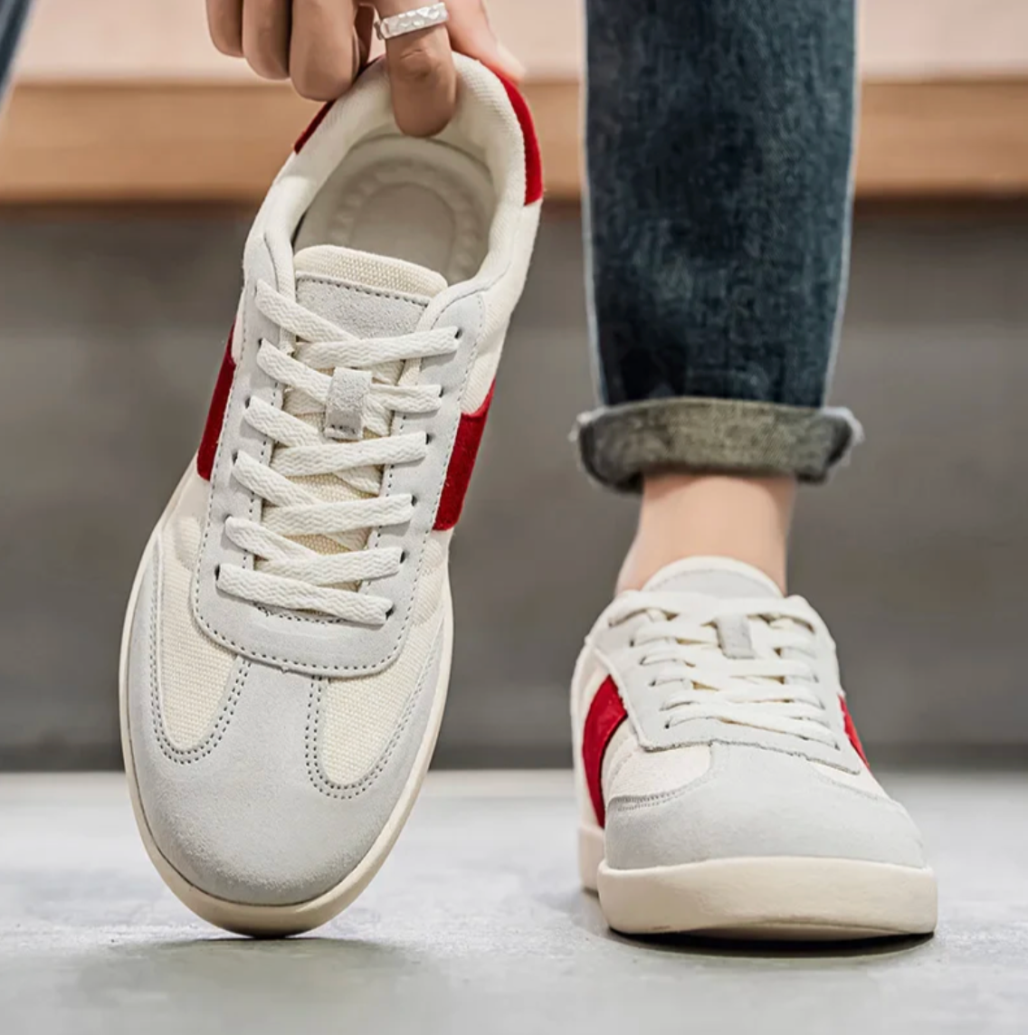 Sutton Canvas Sneakers