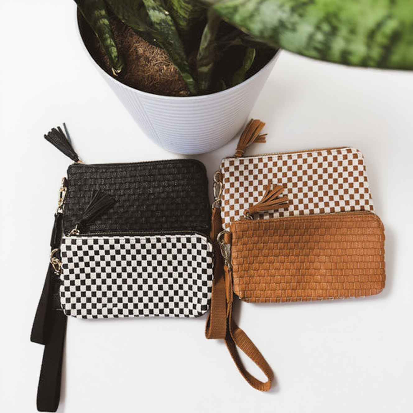 PearlWeave™ Checkered Clutch