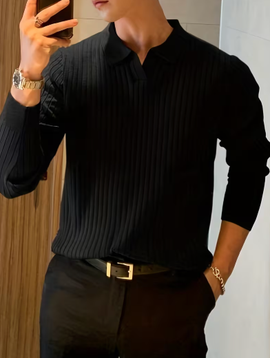 Louvre V-Neck Knit Pullover