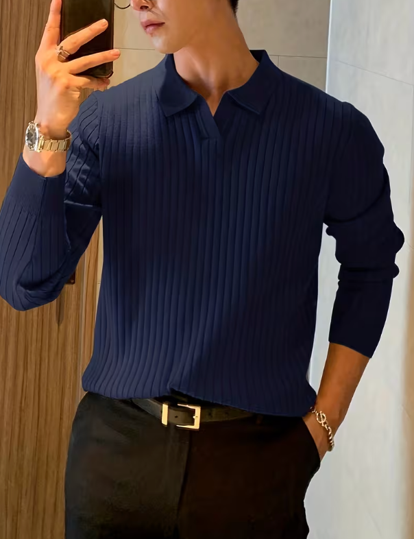 Louvre V-Neck Knit Pullover