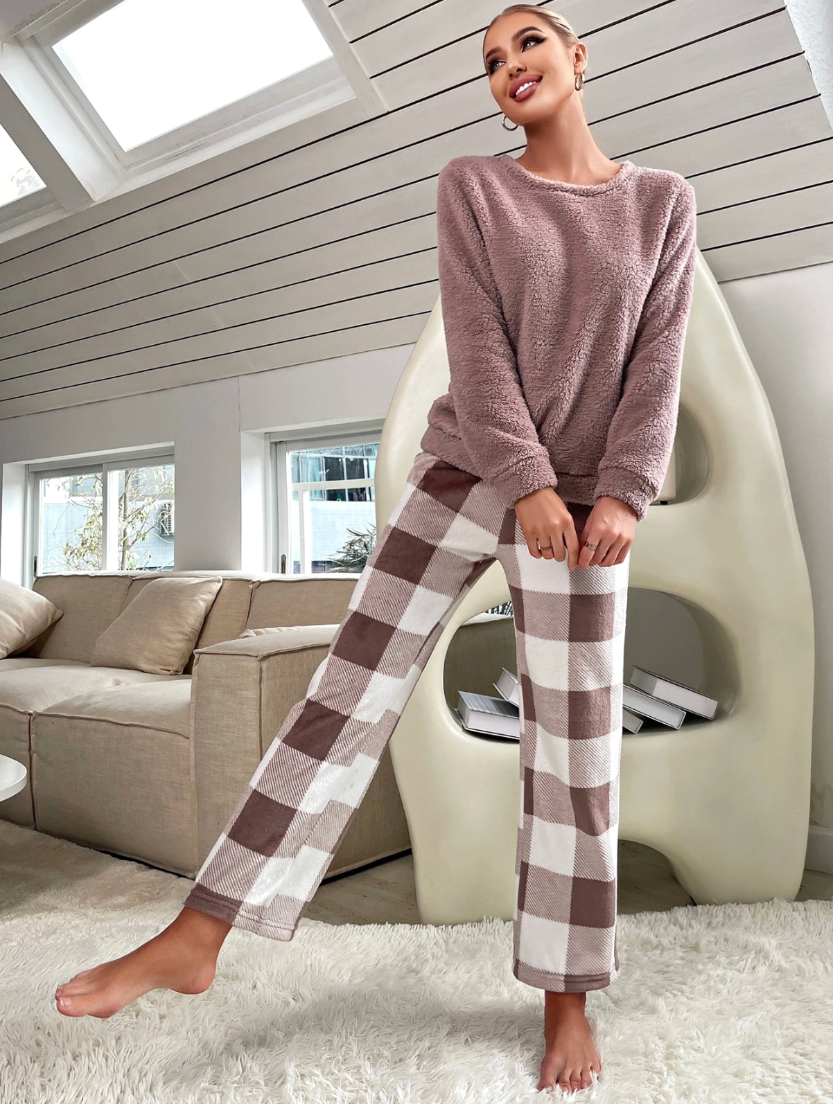 Aurelia Plush Comfort Set