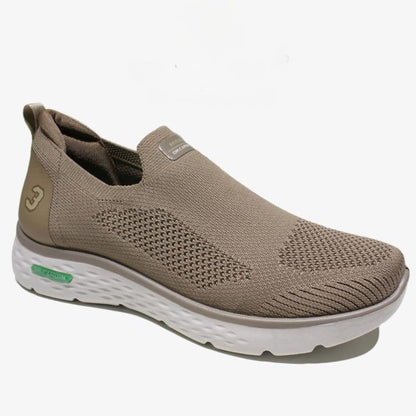 SoftMotion Everyday Sneakers