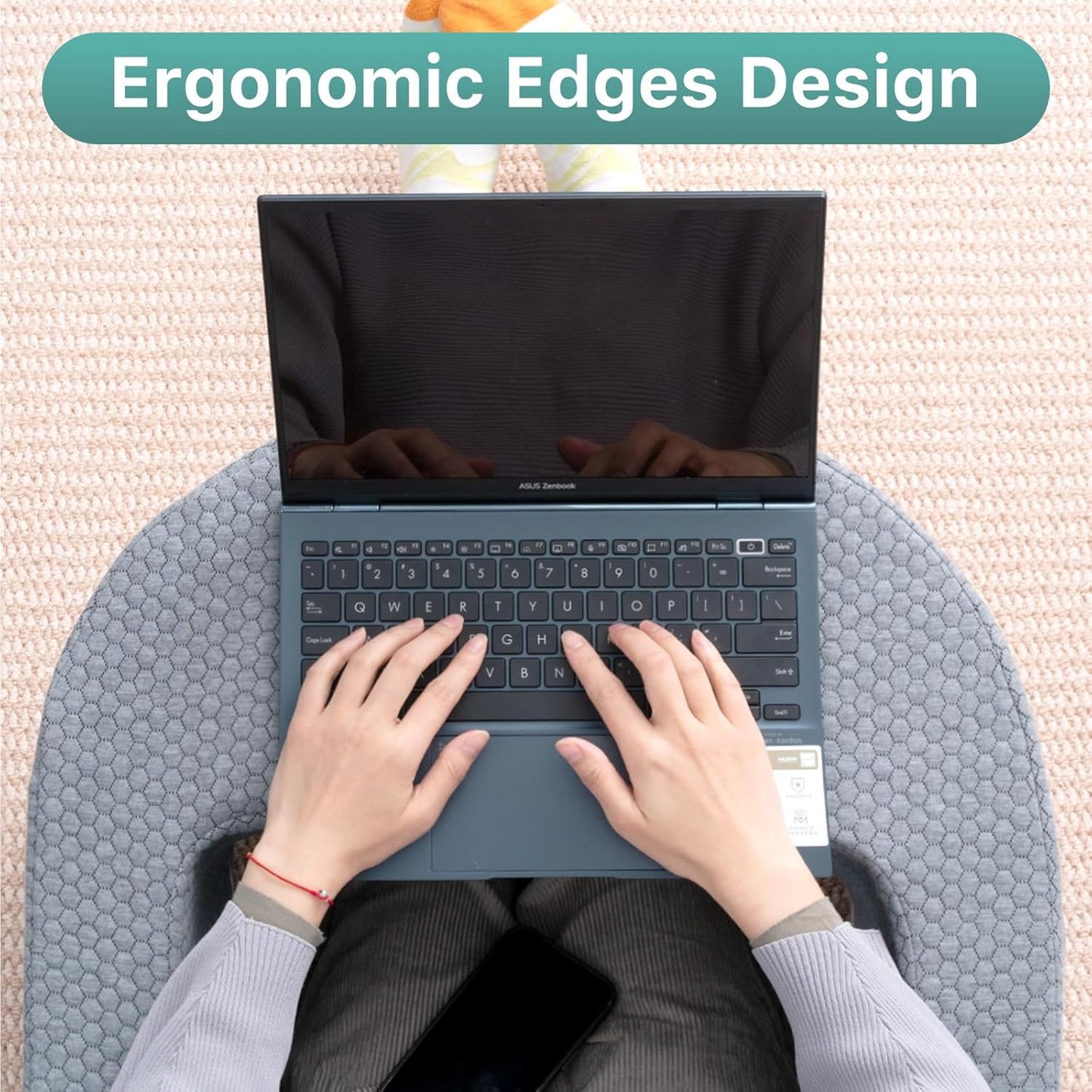 SnugDesk™